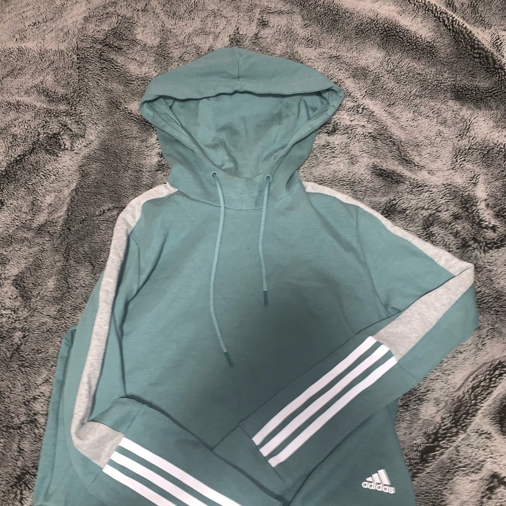 Adidas sweatshirt size small
